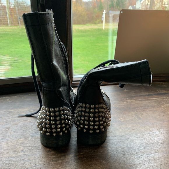 Steve Madden Tarnney zip up boots - Picture 9 of 9